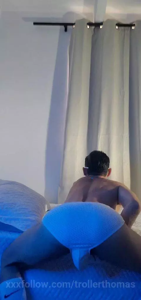 Come and feel my whole body, I know you'll love it and it wi... by trollerthomas