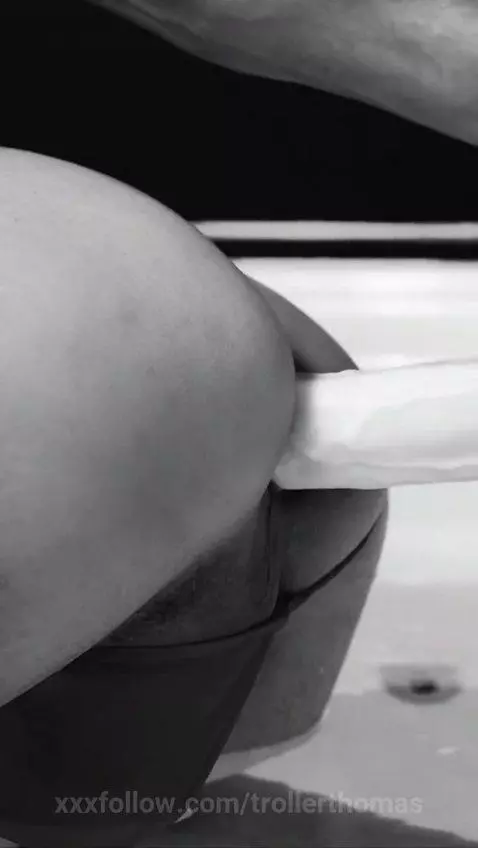 My new toy introducing in my ass 🔥 by trollerthomas