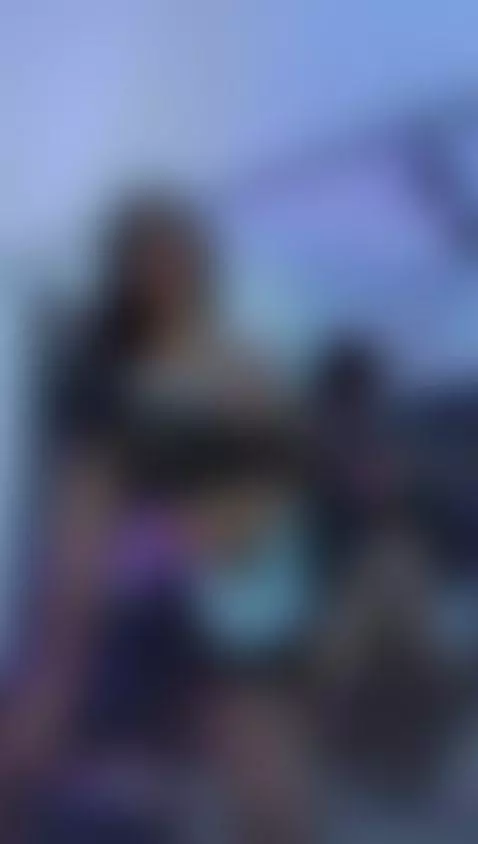 hey there, do u wanna make me cum with yout dick in? by jadejolson