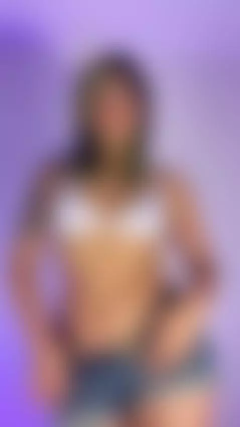 teen18+, latina, brunnette by sazorimoon