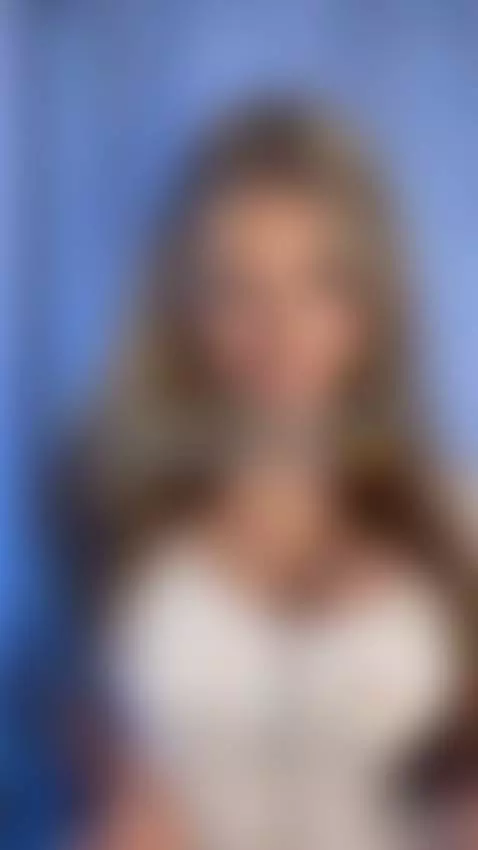 me encanta que me reboten mis teticas ☺️ by sazorimoon