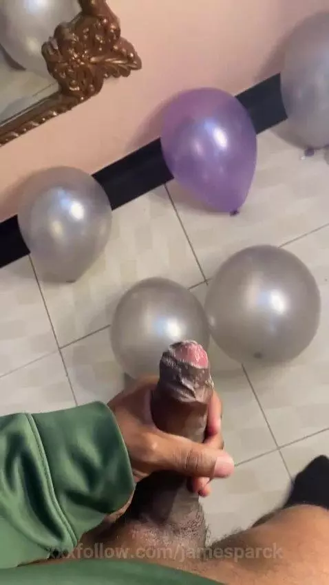 Black with big cock masturbating by jamesparck