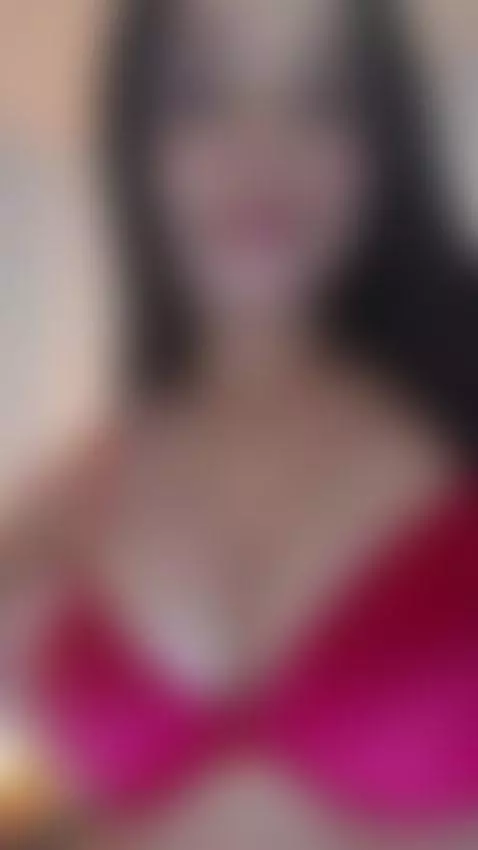 my room and my body wait for you by mia-makleynn