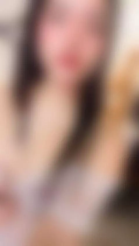 One photo, endless fantasies—tell me yours. by amberrrosee