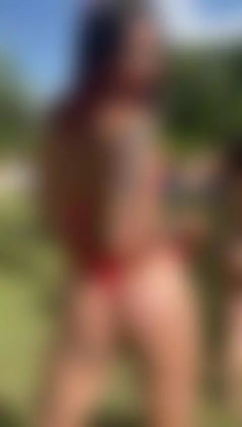 Big ass, red cheeks, and moans that get louder with every sp... by lauraagomez