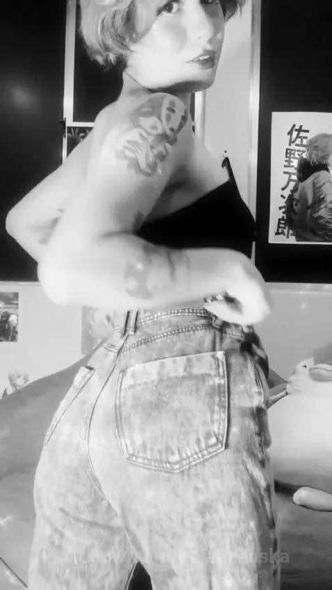 Big butt. by gaiadeniiska