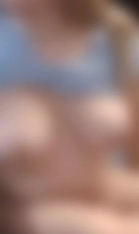 They ask me to show my tits and since I'm an obedient little... by loqurasxxx