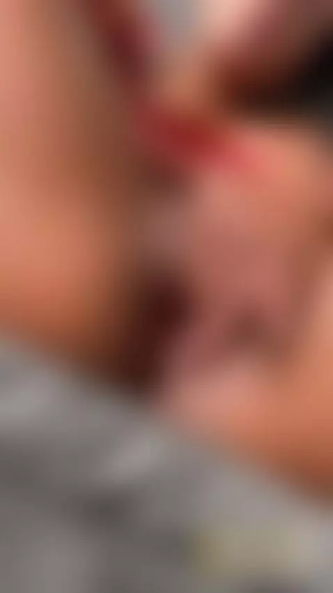 My car is ready for you 💦
Open your mouth 👄👅 by marianamartixx