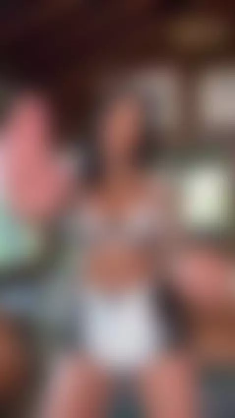 I'm ready to make or unmake your bed 😈🔥 by marianamartixx