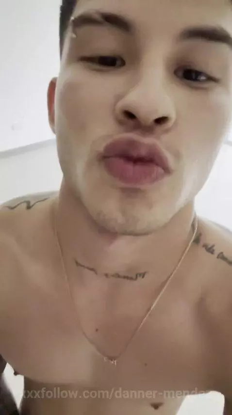 Open your mouth and receive my milk🍼👅💦💦 by danner-mendez