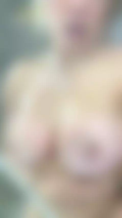 Join me in the shower 💦🛁 by monique-fuentess