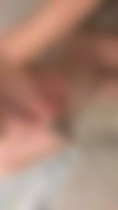 Wet pussy by daisyberry