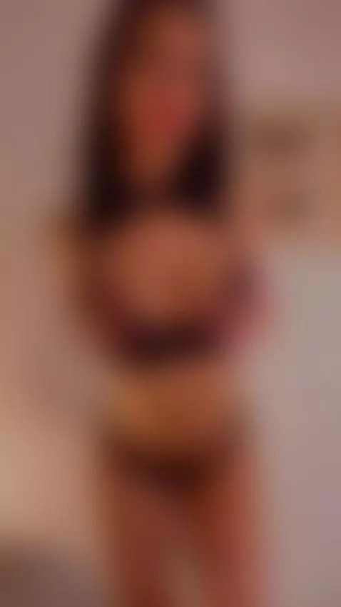 Enjoying my lingerie by suzusummer