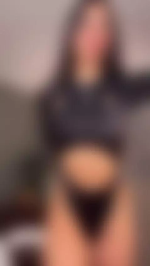 black is such a happy color! by suzusummer