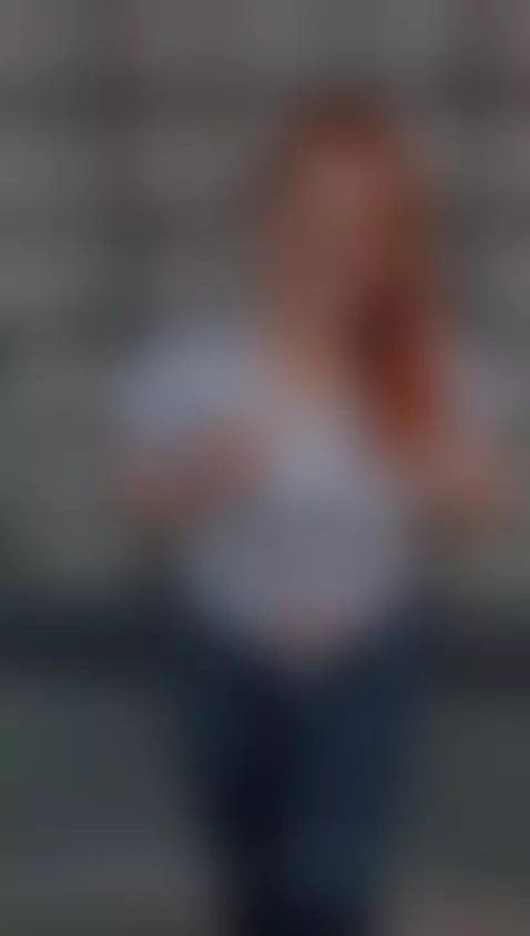 I'm so hot by roxiejackson