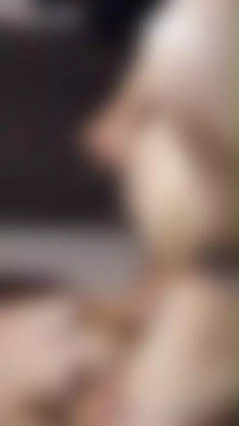 massage in a milf's pussy by vanesamilf