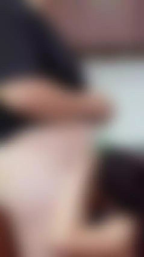 I have sex with a milf in the kitchen by vanesamilf