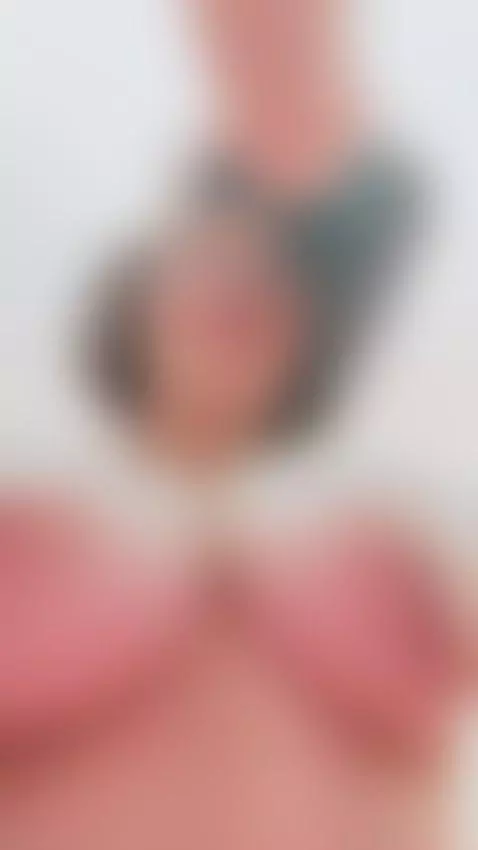 Skinny girl with a sensual body by bellaamonroe