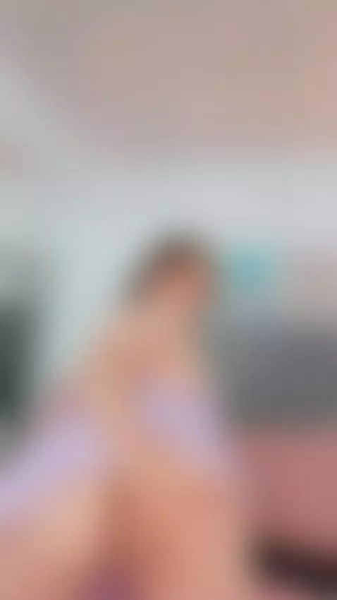 cute and sensual by bellaamonroe