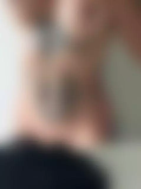 Shower time 💦 by canelajack5