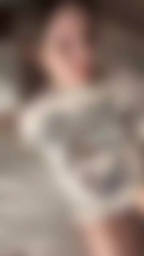 1 or 2 ? by faylovelygirl