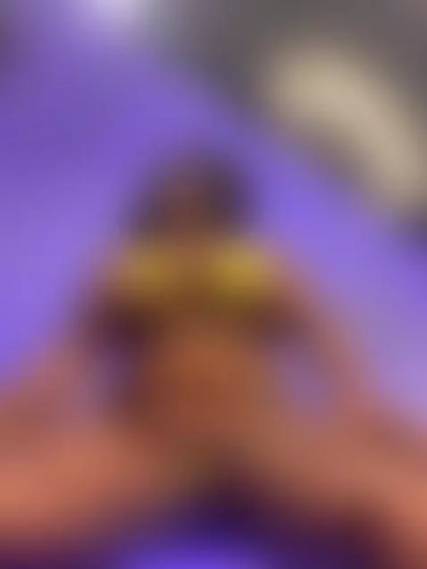 pikachu by ayanaebony