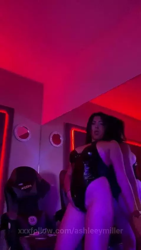 Come Here bb We can have a good time 😈😋😋😋😋😋 by ashleeymiller