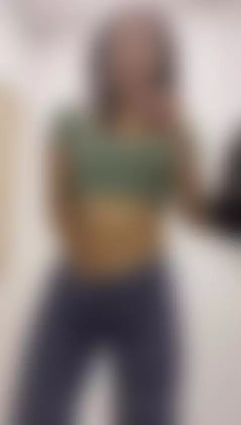 touching myself in a public bathroom by wendysuu