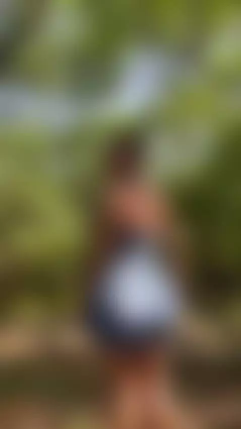 show my ass by wendysuu