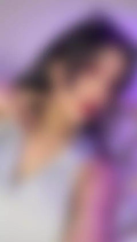 Playful kitty, ready to purr 🐱💖 by beccamathew