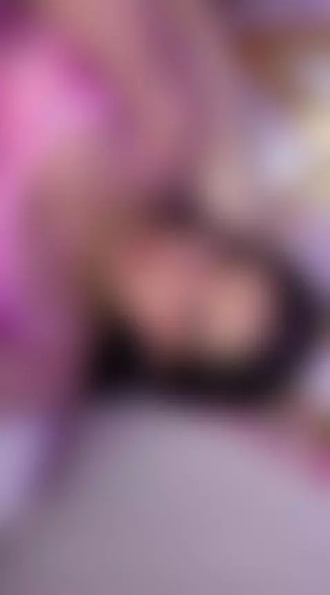 I’m Online 💋 Come Say Hi by beccamathew