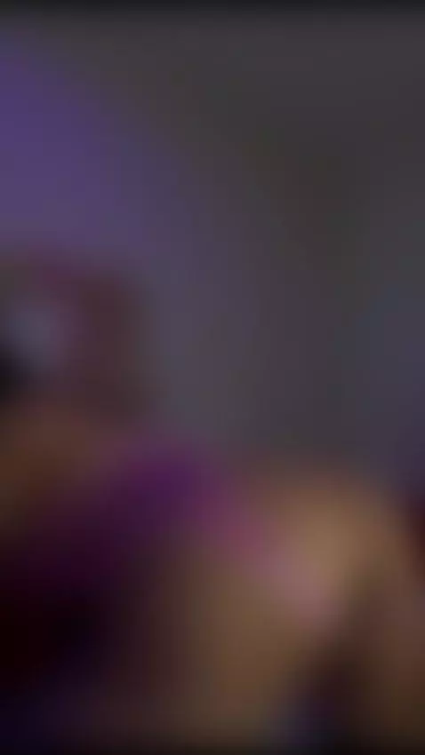 Girlfriend Online ✨ Come Hug Me by beccamathew