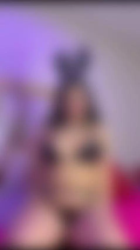 💫 Your girl is LIVE 💕 by beccamathew