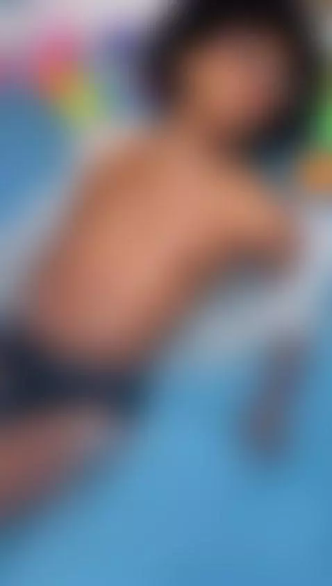 Picsina🥵 by ambar-colling