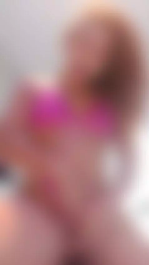 curly, latina, teen18+ by miavelveett