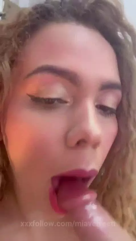 blowjob, sexy, squirt by miavelveett