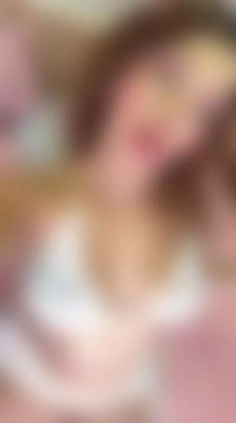 Feeling needy tonight… cum watch me play live 💦 Who's gonna ... by miavelveett
