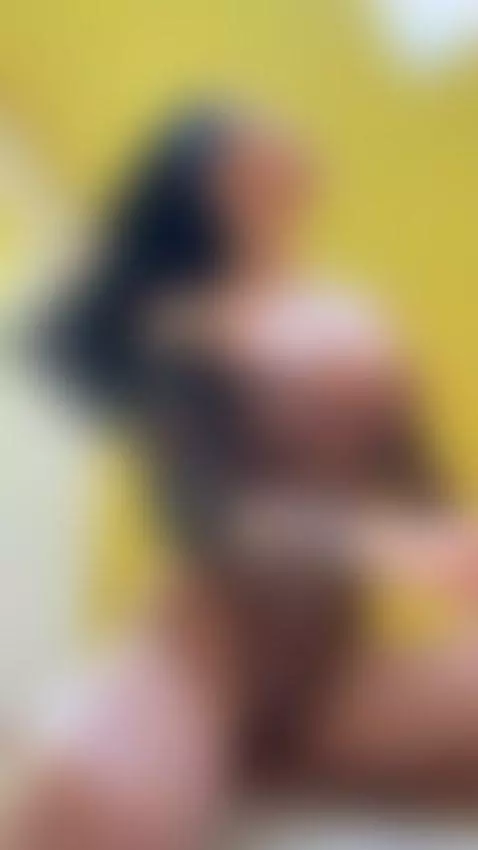 It’s making me crave more, click to see how much I can handl... by samyquin