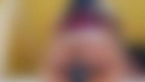 I'm completely filled, click to watch me squirm by samyquin