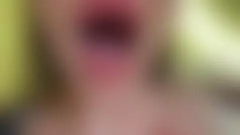 I can’t stop moaning, watch me go all the way by samyquin