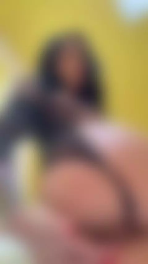 It's sliding deeper and deeper, click to watch closely by samyquin