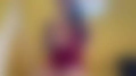 I can't control my body, click to see what's inside by samyquin