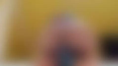 I’m so tight, click to see how it fits by samyquin