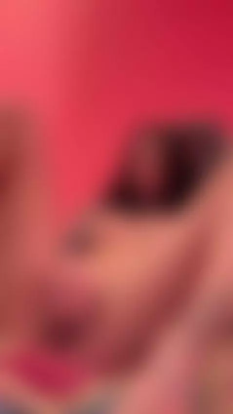 I’m live and waiting for you! Come play with me on my free O... by samyquin