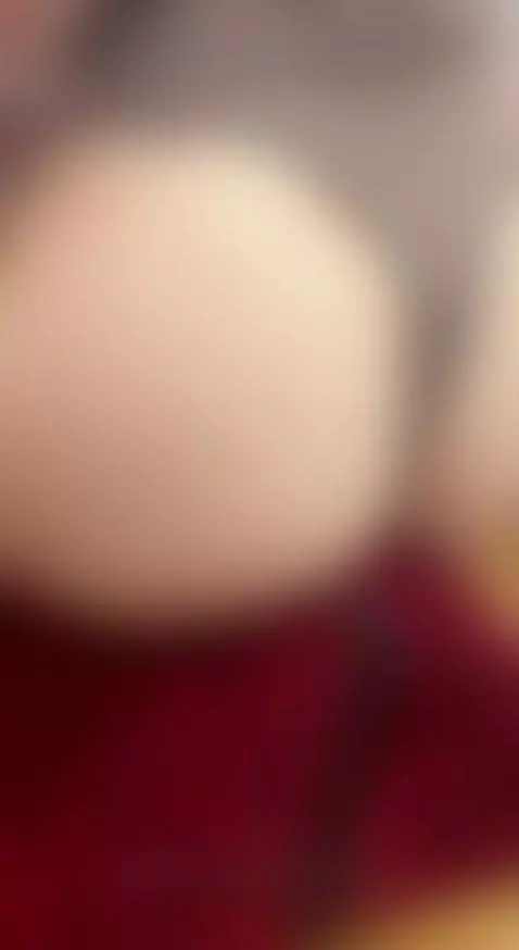 I have a big and juicy ass for you by krissjosh