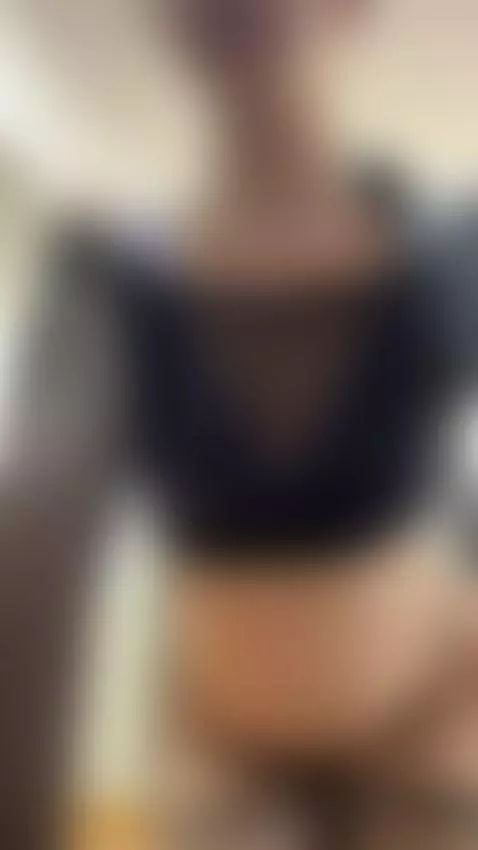 Every curve of mine holds a secret that I want to reveal to ... by krissjosh