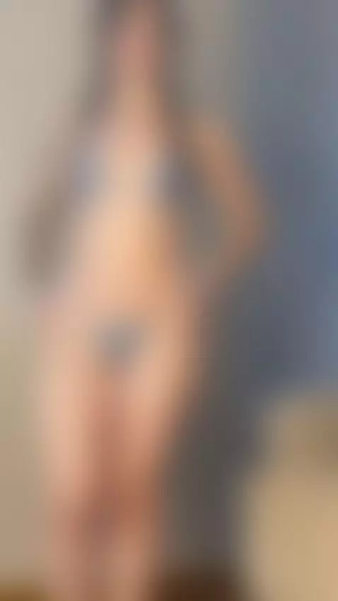 Every curve of mine holds a secret that I want to reveal to ... by krissjosh