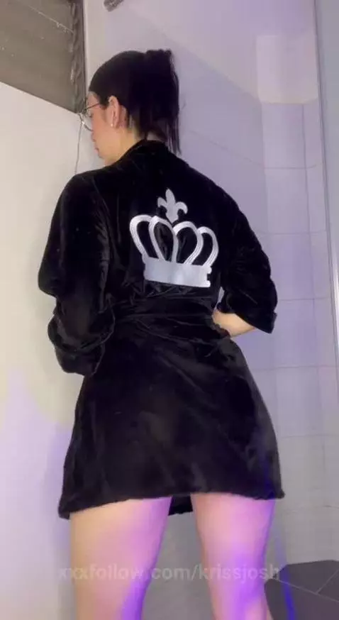 actractive by krissjosh