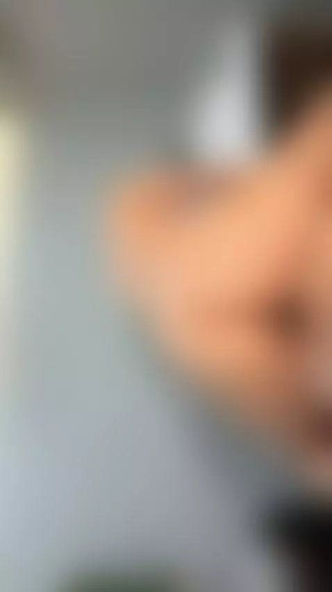 chaturbate.com/amy_coquette
@carogommeez by immodestmentor