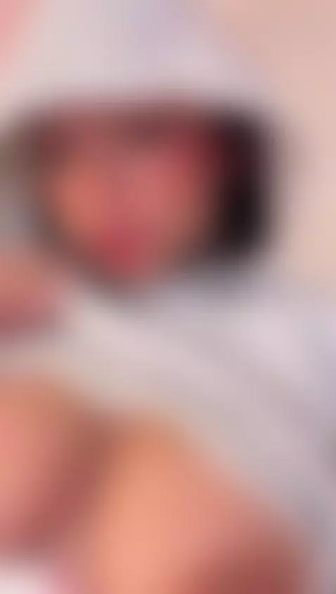 Follow me bby by kloethompson